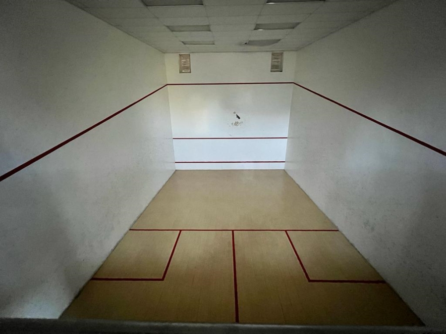 1 Bedroom Property for Sale in Beachfront Western Cape